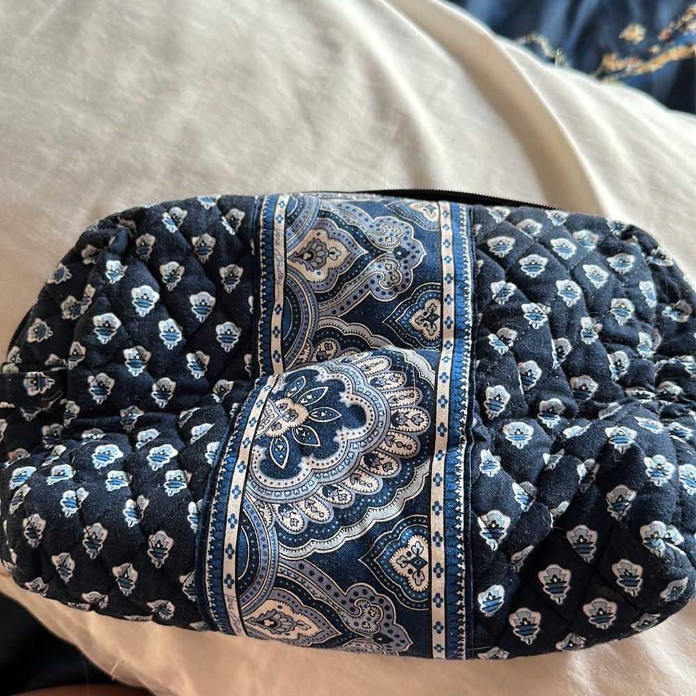 Vera Bradley make up bag